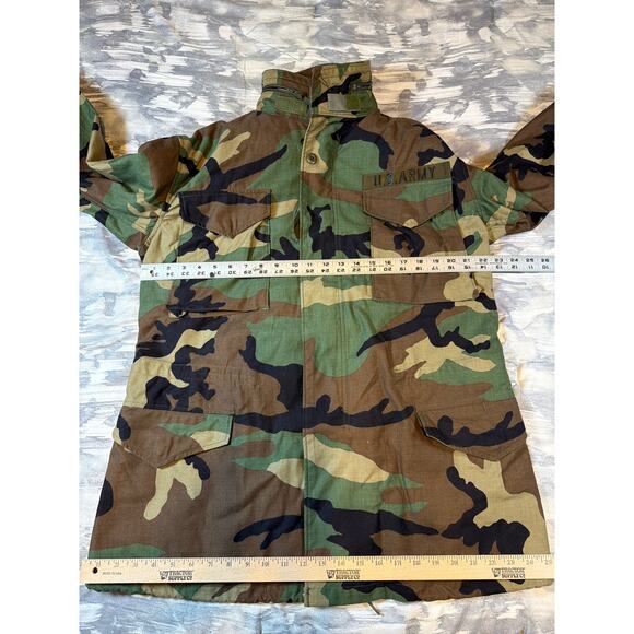 US ARMY Cold Weather Field Jacket Coat Woodland Camouflage Medium Long Y2K Gift - Picture 6 of 16